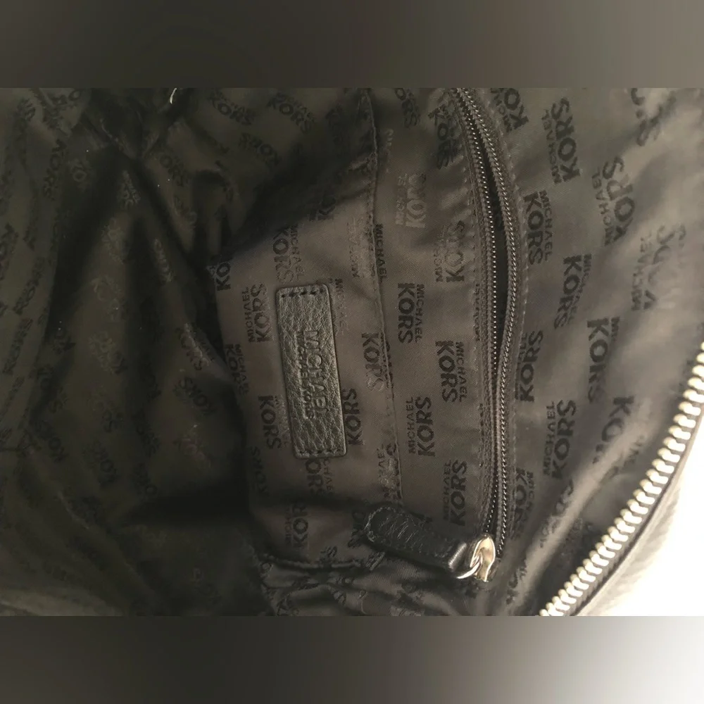 Michael Kors Black White Pebbled Leather Medium Knox Tassel Satchel. - Picture 12 of 15